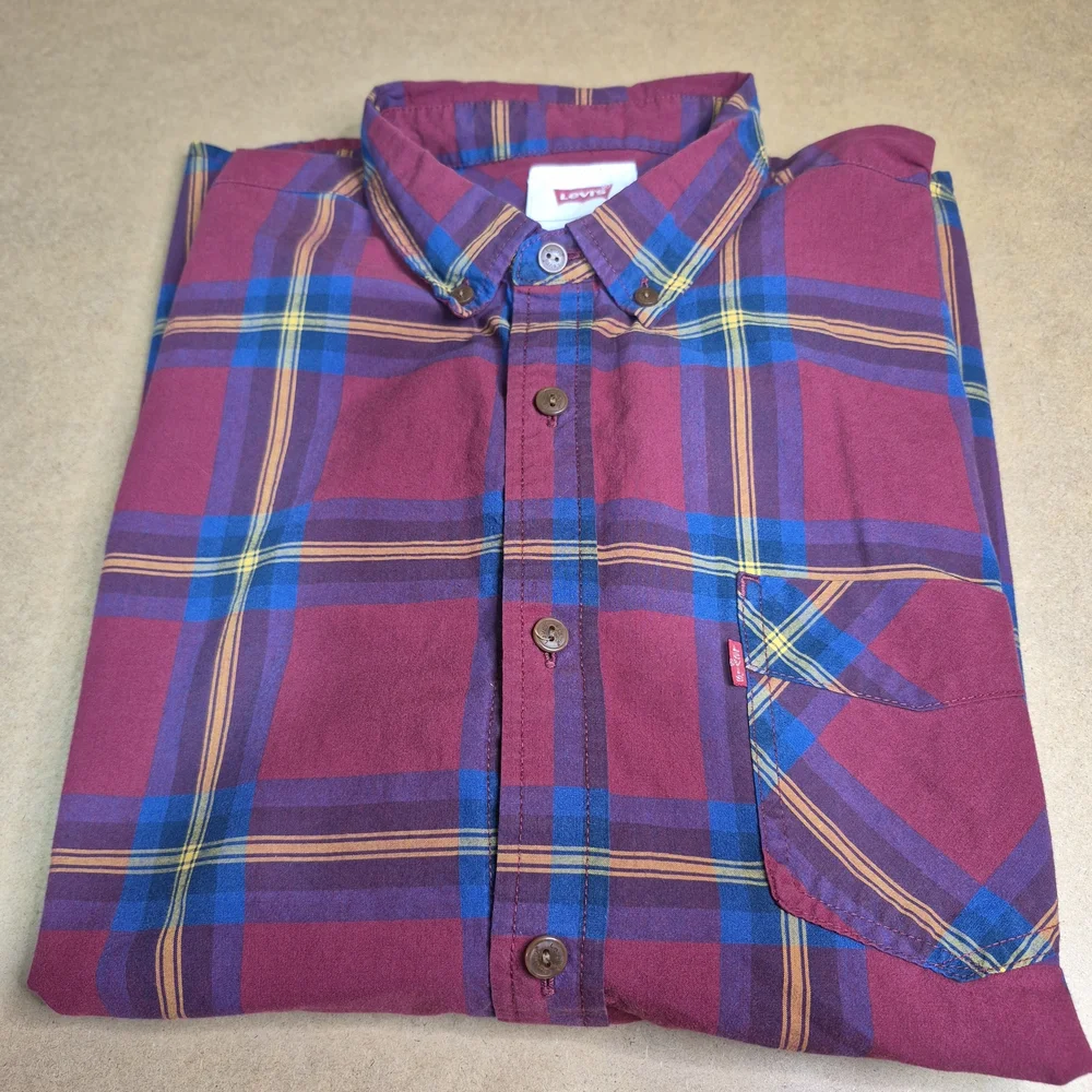 Levi's Ruby and Blue Plaid Button-Down Shirt 2703/380